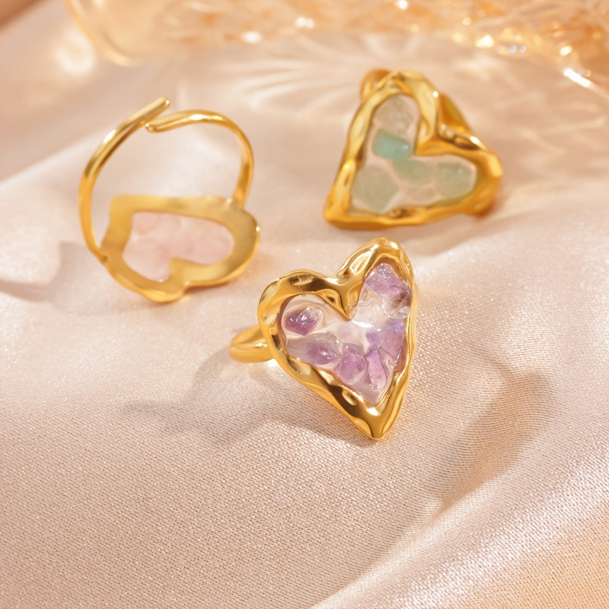 18k Heart Stone Resin Ring