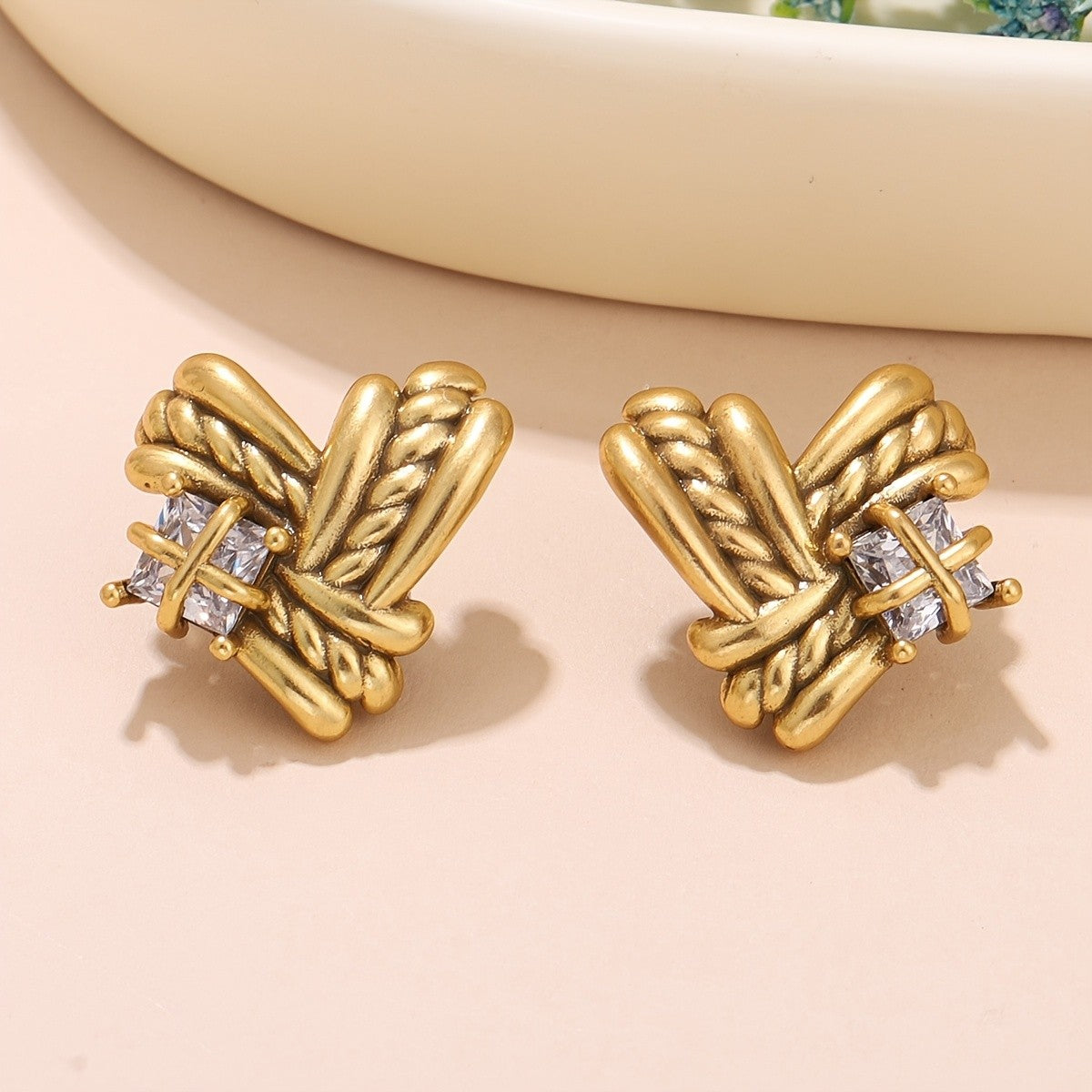 Vintage 18k Twisted Stone Earrings