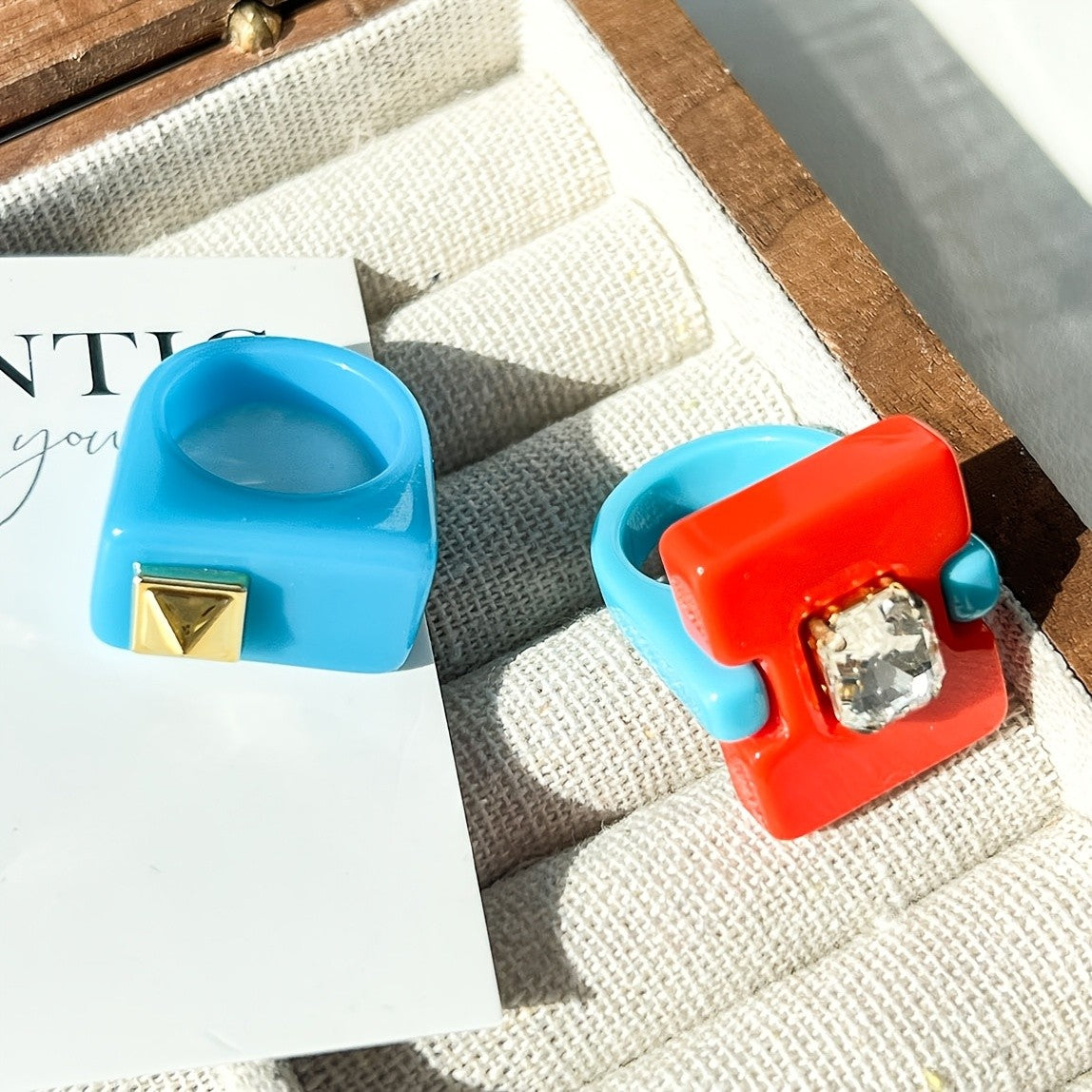 Geometric Contrast Color Resin Ring