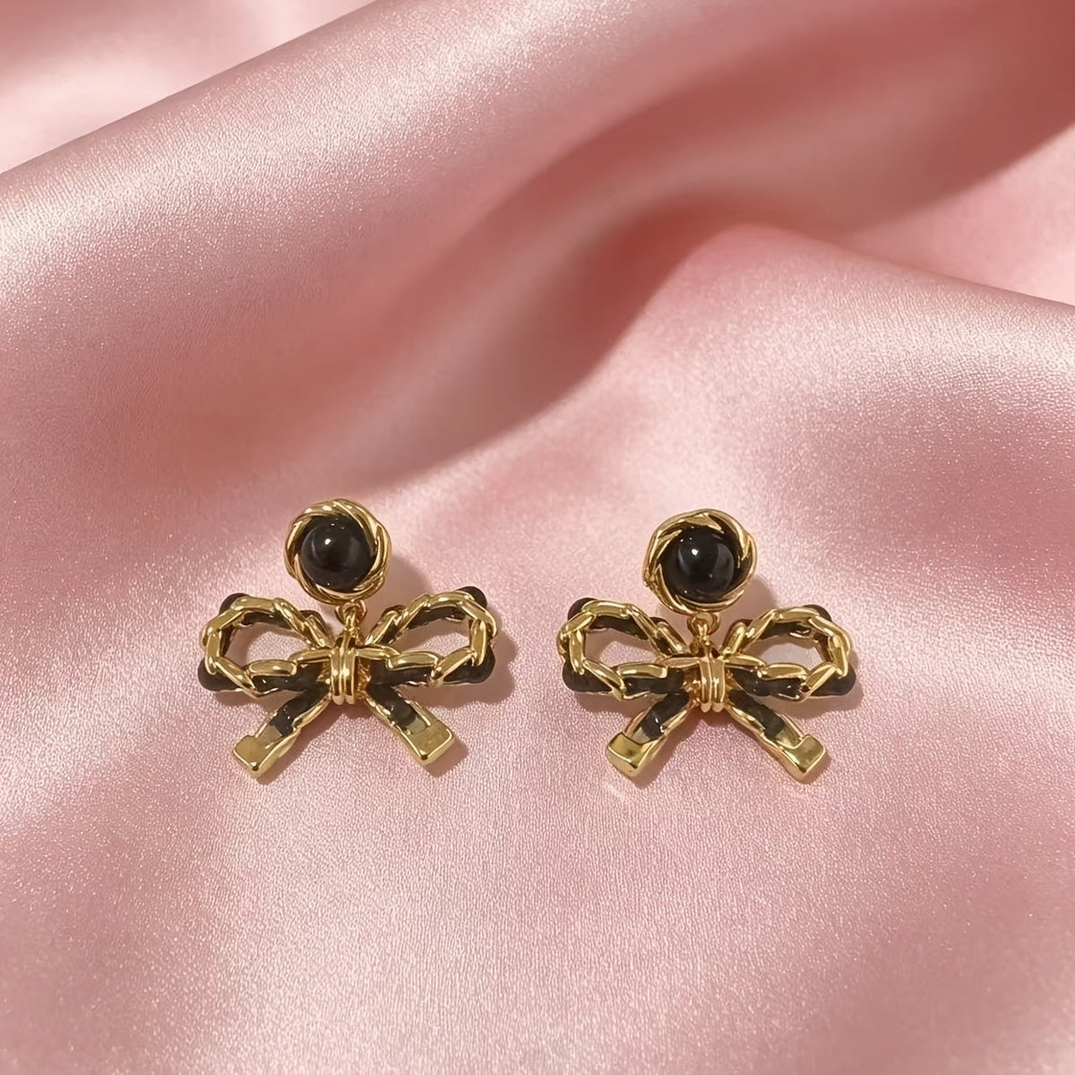 S925 Black Chain Bow Stud Earrings
