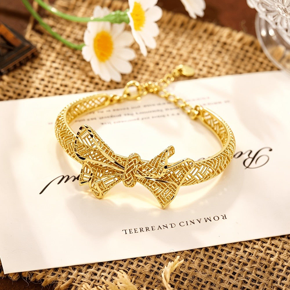 18k Vintage Filigree Bow Bracelet