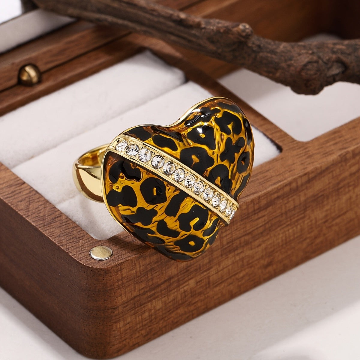 Vintage Leopard Print Heart Ring