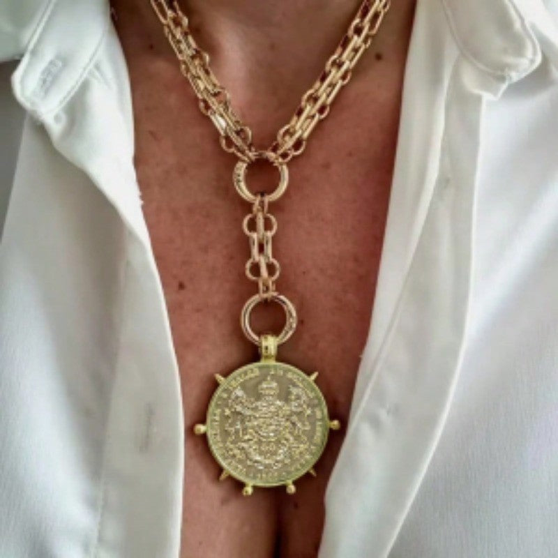 Vintage Chunky Chain Badge Necklace