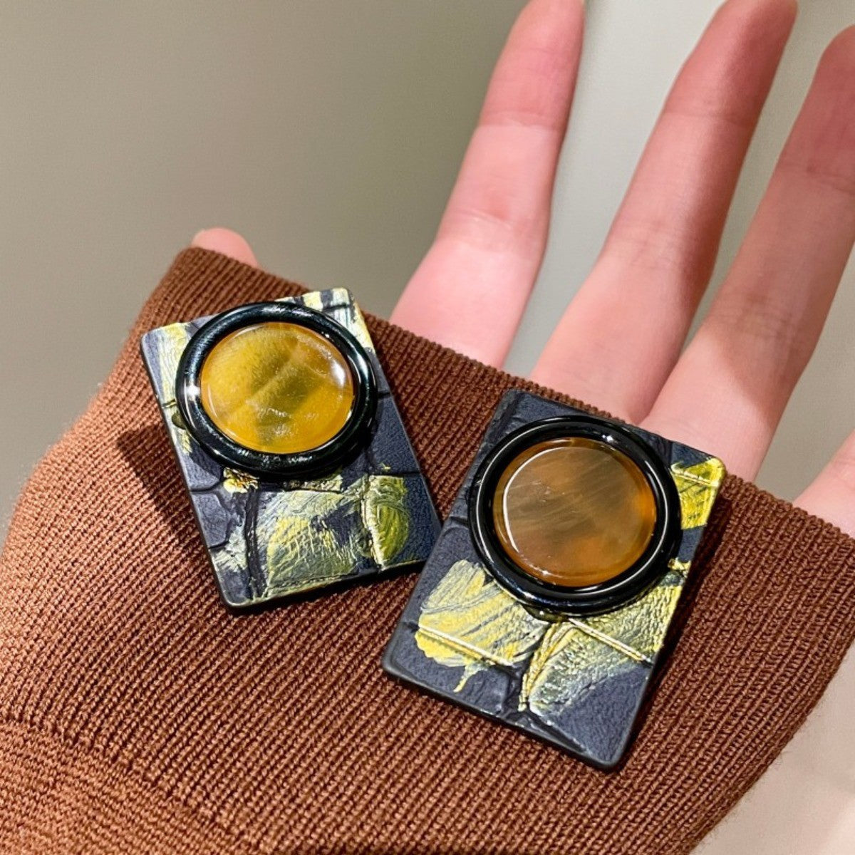 Vintage Square Resin Stud Earrings