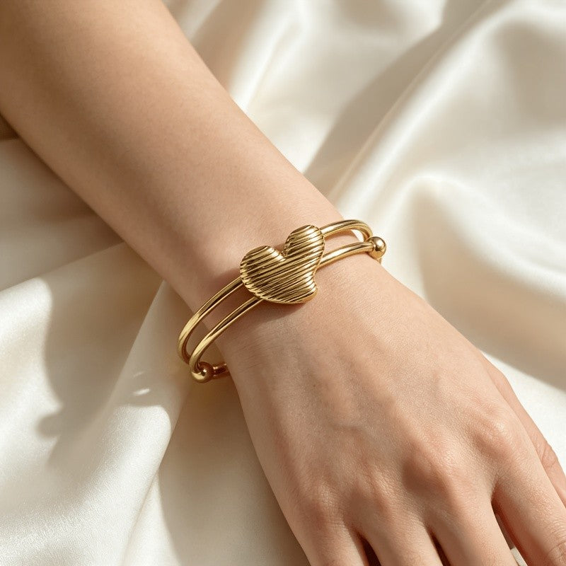 Vintage Ribbed Heart Open Cuff Bracelet