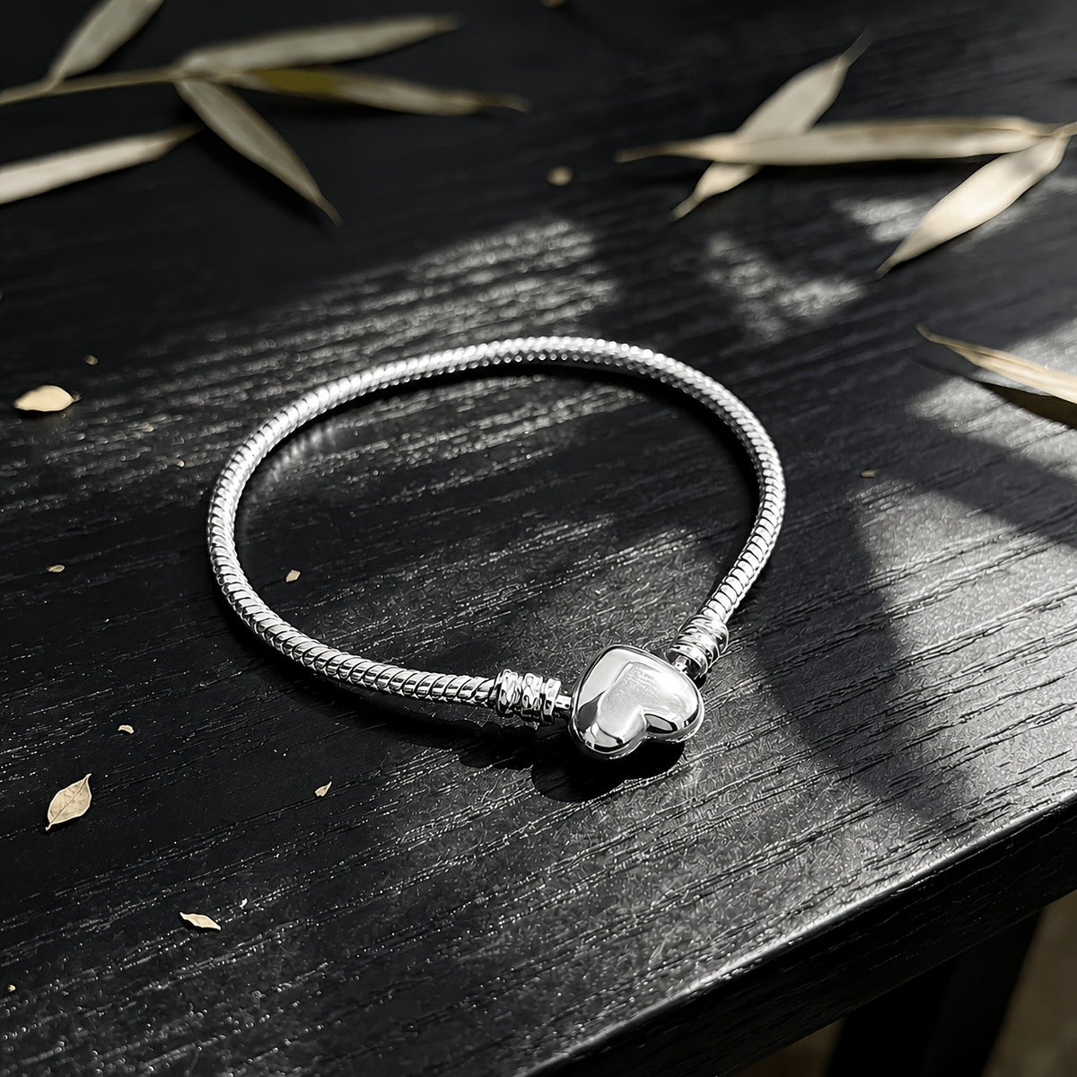 Golden Snake Chain Heart Bracelet