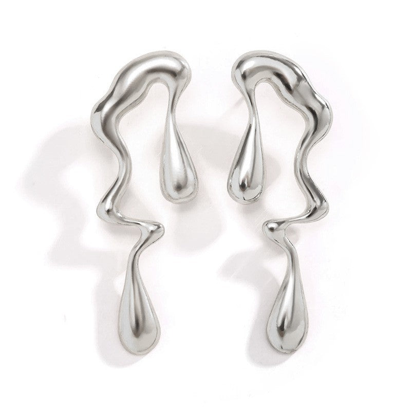 Asymmetric Wavy Drop Earrings