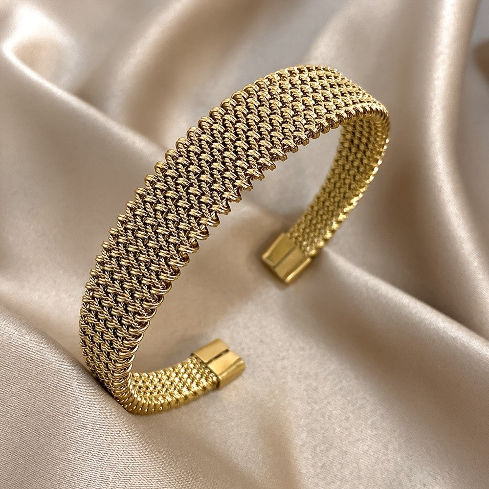 18k Paved Heart Chain Bracelet Set