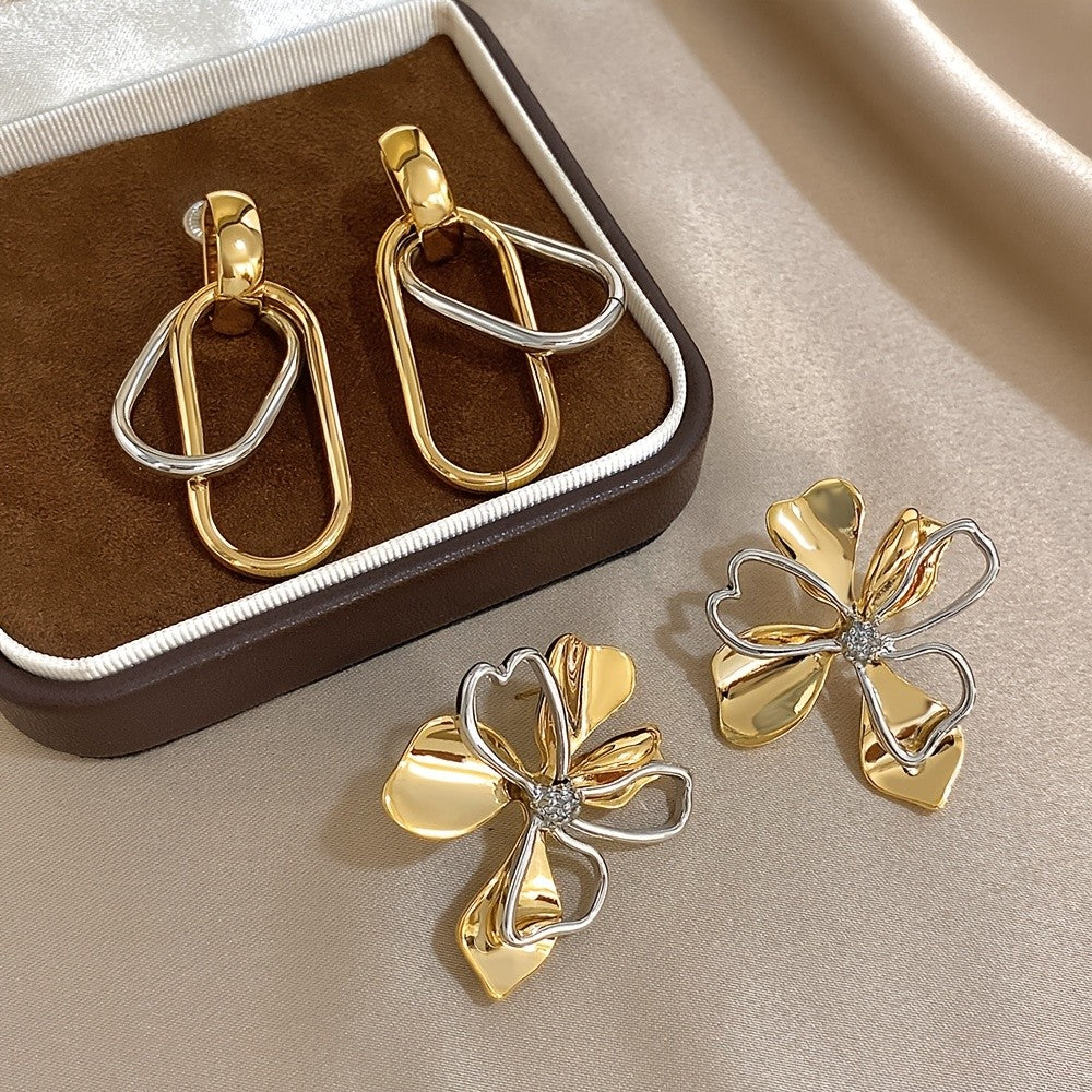 Two Tone Geometric Flower & Oval Earring Set