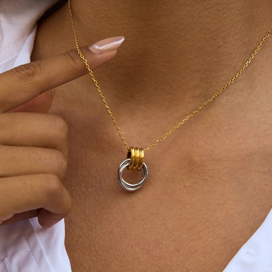 Two-Tone Interlocking Circle Pendant Necklace