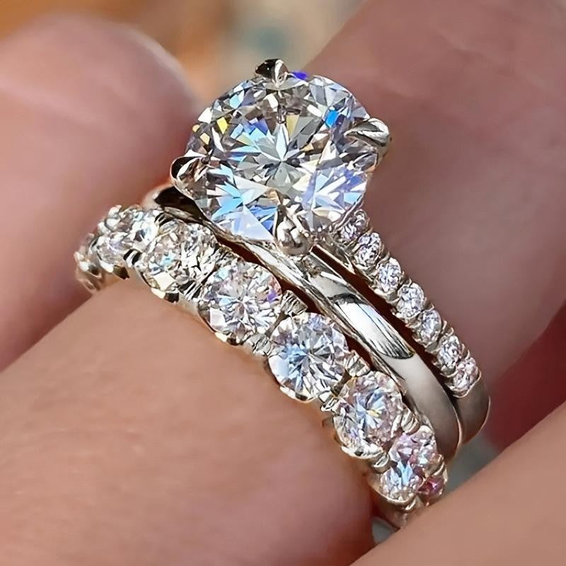 18k Oval Halo Stackable Ring Set